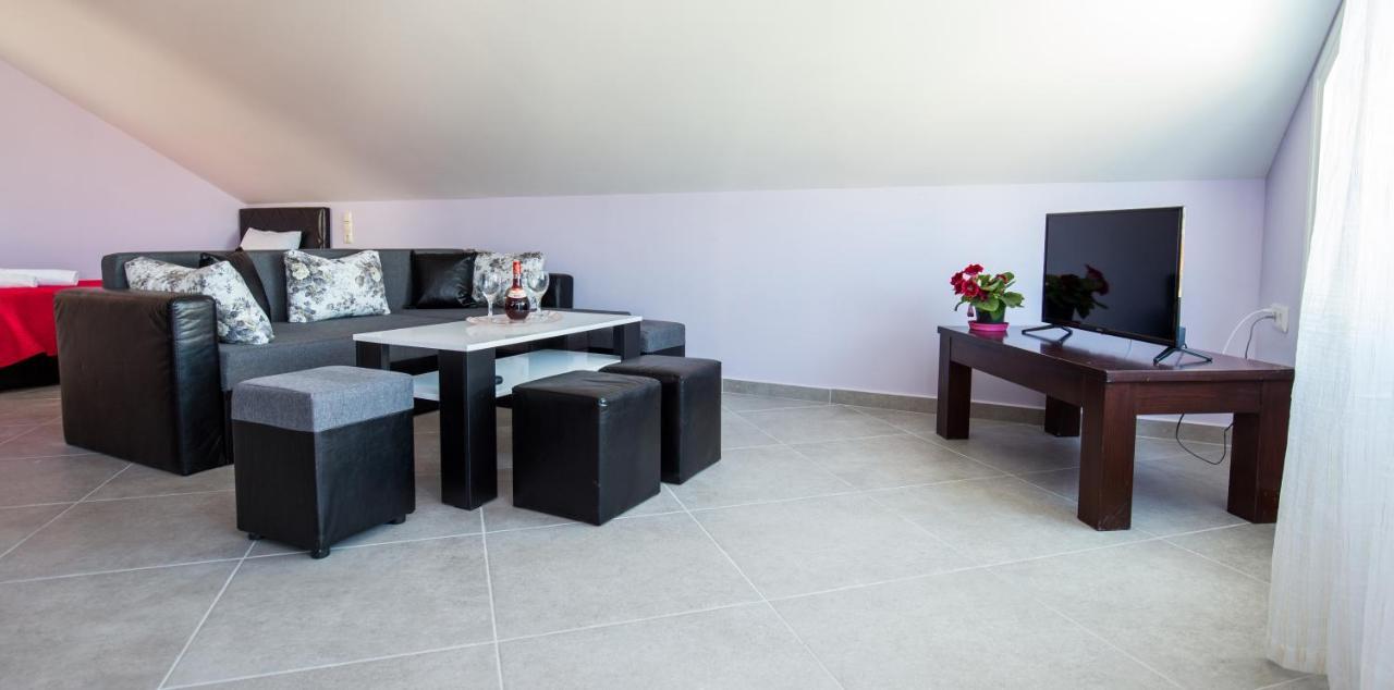 Dorothea Suite Potos Luaran gambar